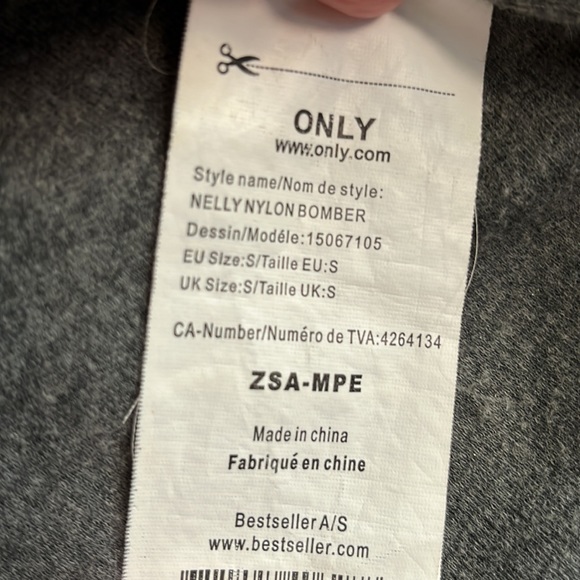 ONLY Black Nelly Nylon Bomber Sz Small - Picture 5 of 6